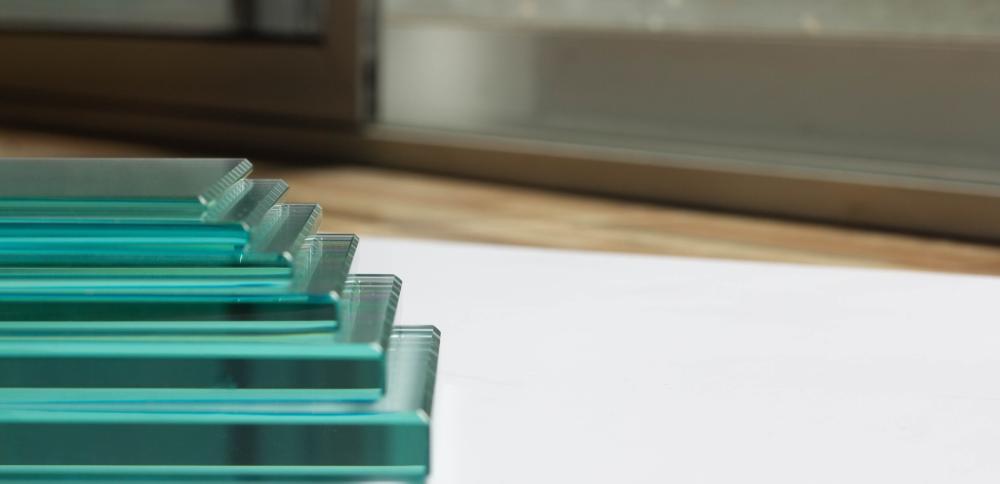 Kính dán an toàn 2 lớp Thăng Long Glass