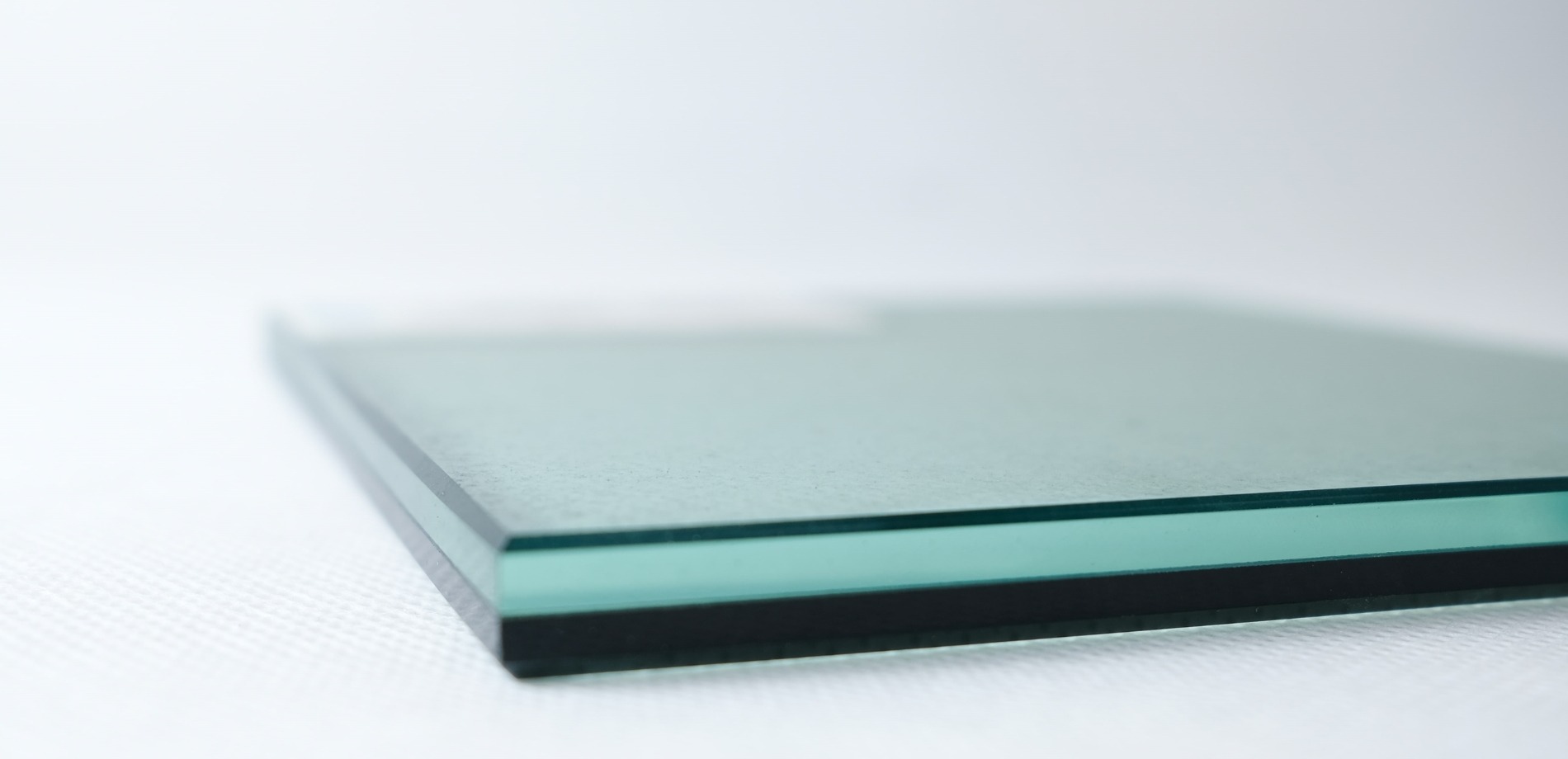 Kính dán an toàn 2 lớp Thăng Long Glass