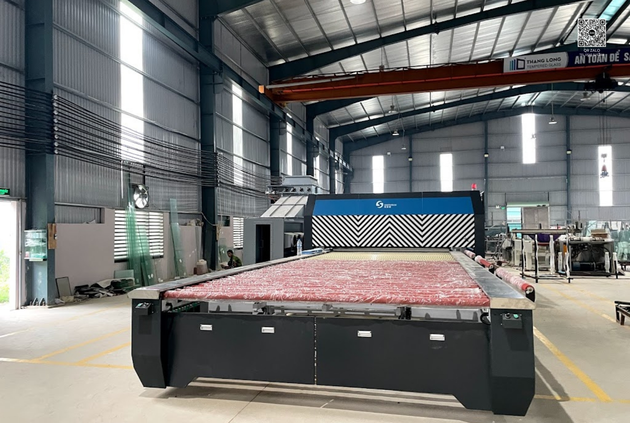 Hình ảnh nhà máy, hệ thống xưởng, đội ngũ kỹ thuật kính Thăng Long Glass
