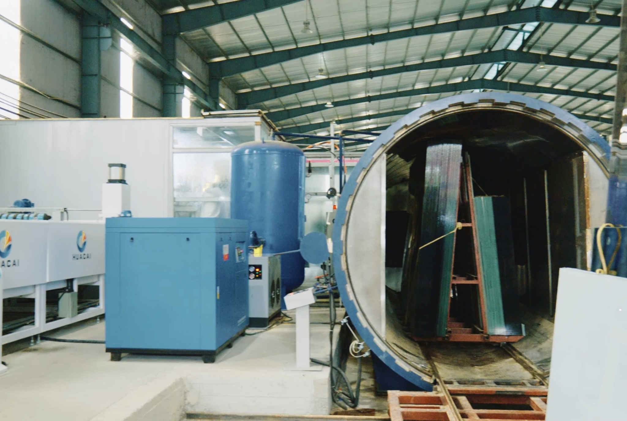 Hình ảnh nhà máy, hệ thống xưởng, đội ngũ kỹ thuật kính Thăng Long Glass