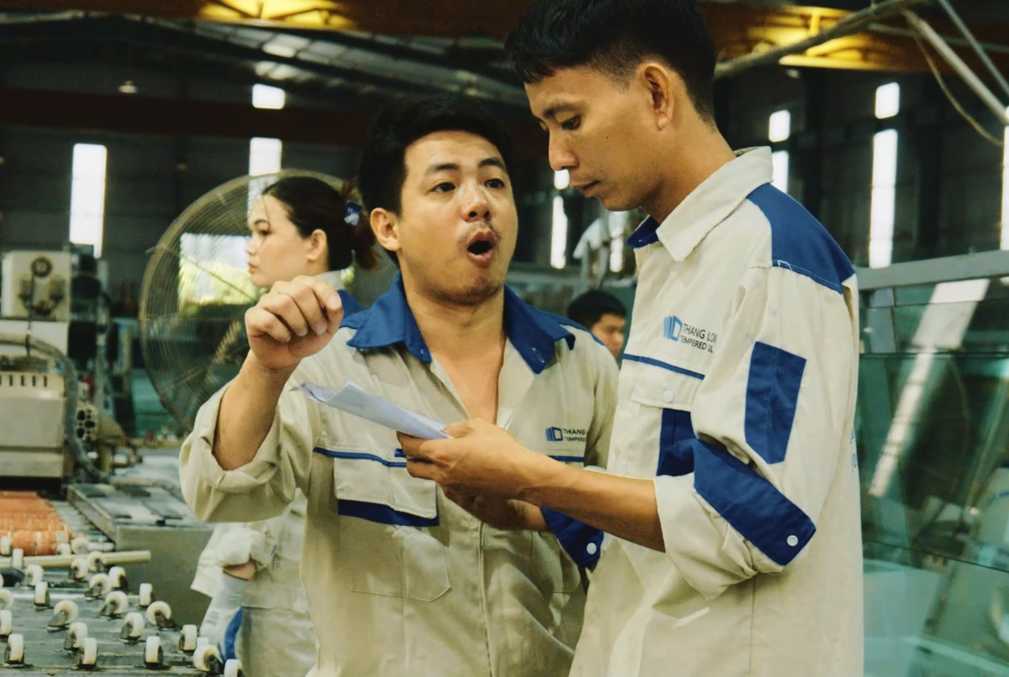 Hình ảnh nhà máy, hệ thống xưởng, đội ngũ kỹ thuật kính Thăng Long Glass