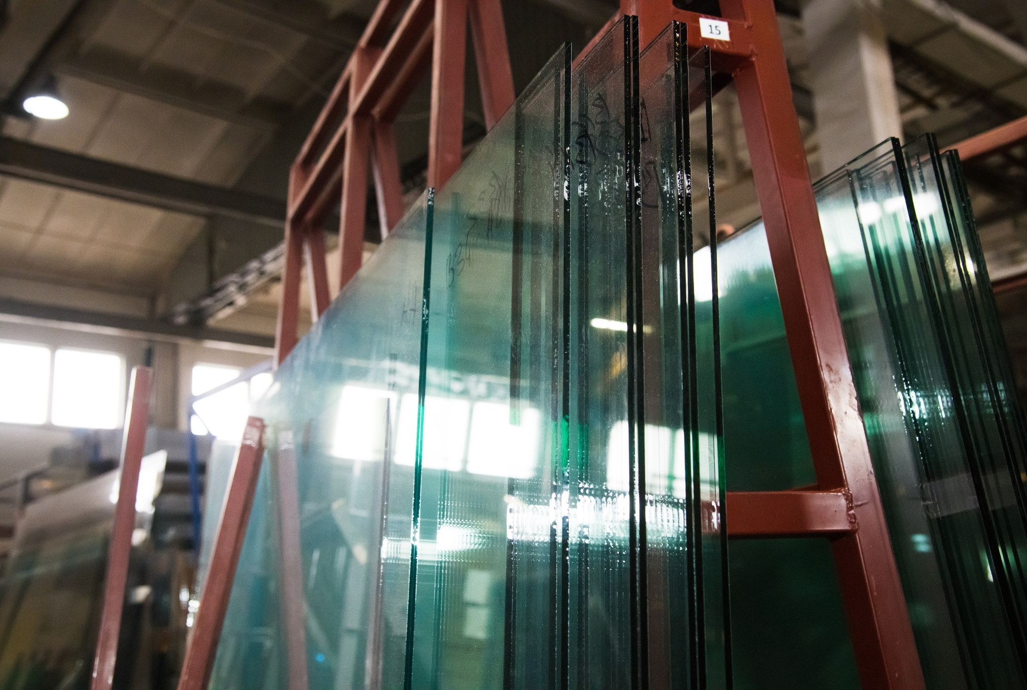 Hình ảnh nhà máy, hệ thống xưởng, đội ngũ kỹ thuật kính Thăng Long Glass