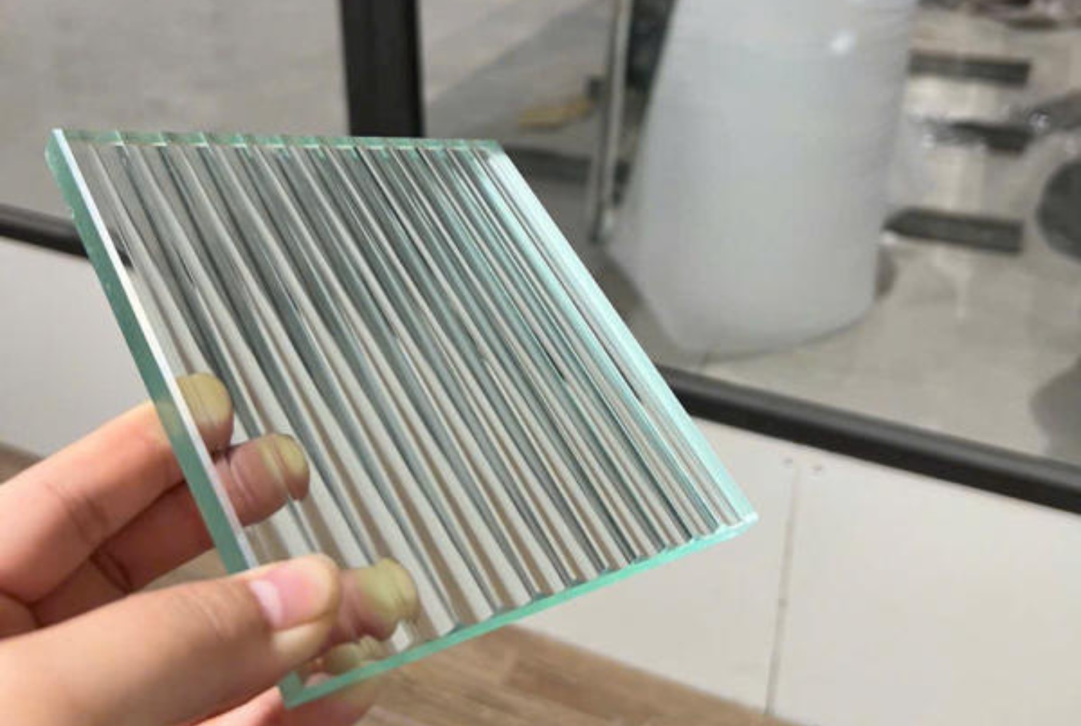 Kính sọc sóng Thăng Long Glass Thăng Long Glass